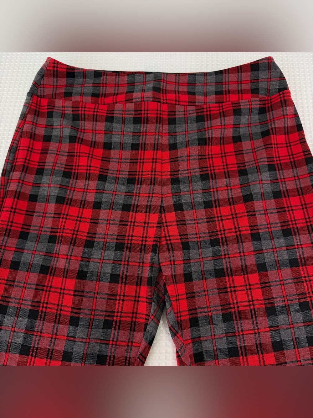 ModCloth Plaid Pants Red Black Holiday Tartan Stretch Ankle Christmas Size 1X - Picture 3 of 12